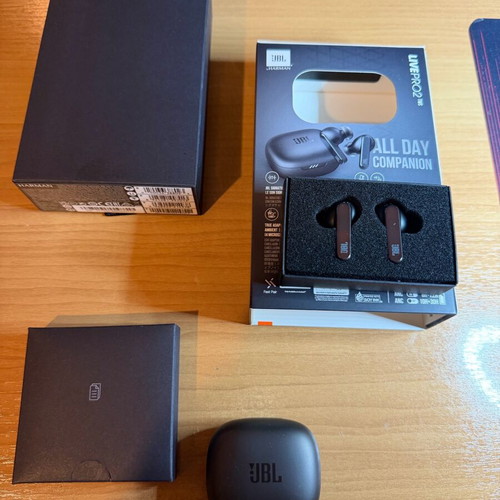 JBL Live Pro 2 TWS earbuds like new, black, with ANC