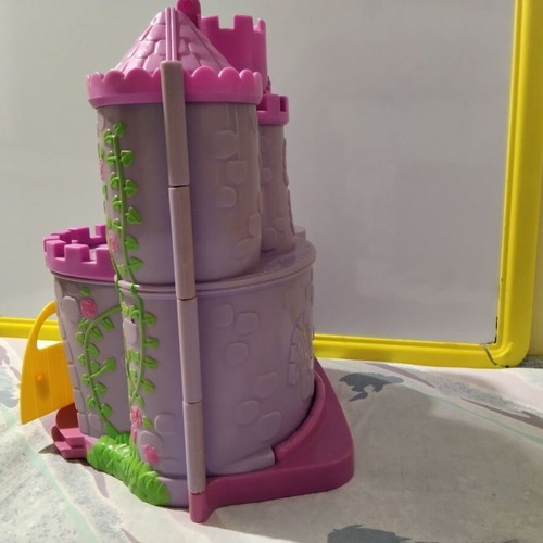 Dora the Explorer Purple Princess Fairytale Castle with 3 figures used