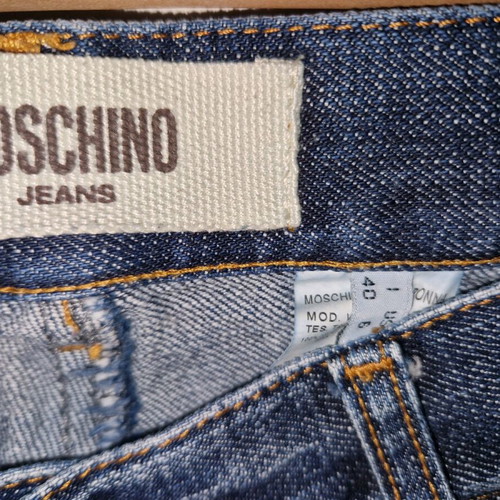 Moschino jeans capri pants like new, size XS