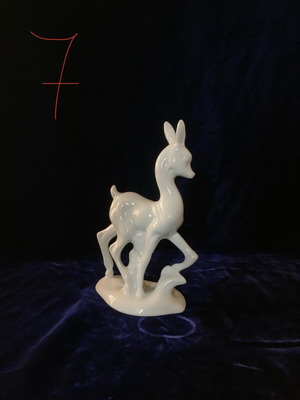 Porzellan Bavaria Deer Figurine like new, 9cm height