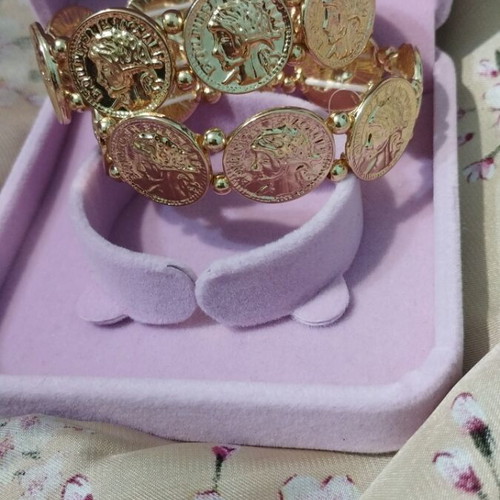 Bracelets new, set of 2 pieces