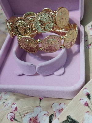 Bracelets new, set of 2 pieces