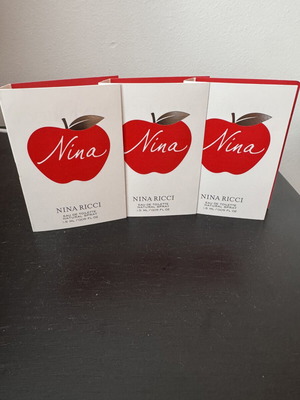 Nina Ricci Nina Eau de Toilette new, tester 4.5 ml (3x1.5)