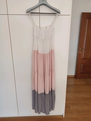 Lynne maxi dress tricolor size S in excellent condition