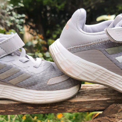 Adidas kids athletic shoes used, size 23, gray