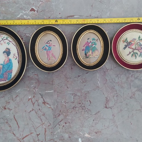 Vintage embroidered framed set of 4 used, velvet with gold decoration