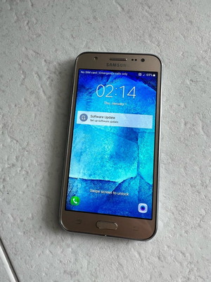 Πωλείται Samsung Galaxy J5 j500 Fn σε πολύ καλή κατάσταση