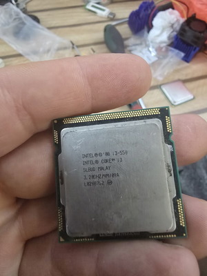 Intel Core i3-550 1156 processor, 2 cores, 4 threads, 3.20 GHz