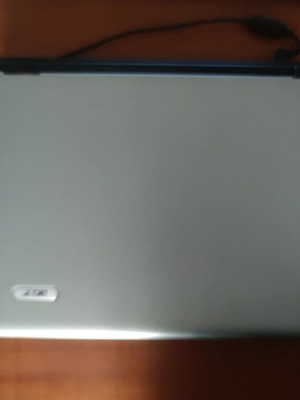 Acer Aspire 1362LM vintage retro laptop με Windows XP, original έγγραφα και φορτιστή