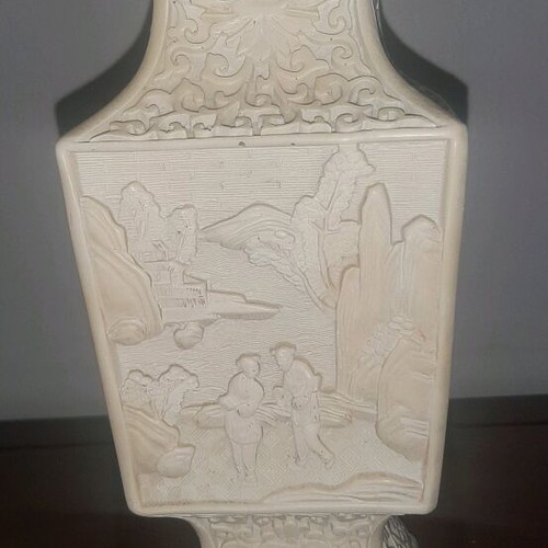 Vase used, hand-carved resin, height 25cm