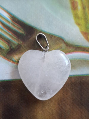Heart pendant new, white