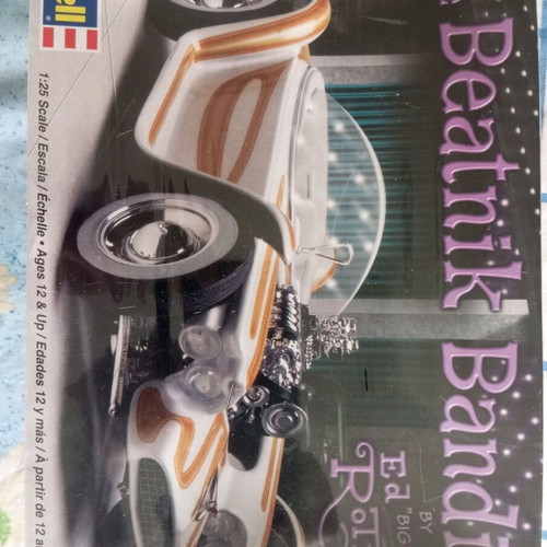 Model kit 1:25 sealed, flawless