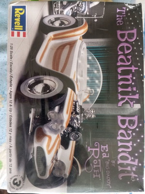 Model kit 1:25 sealed, flawless