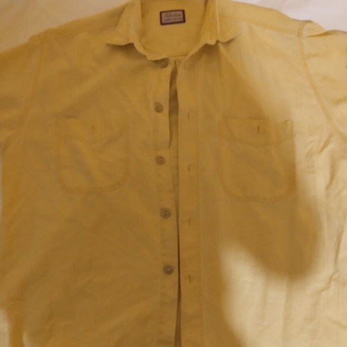 Shirt with prints on sleeves like new, yellow, size L