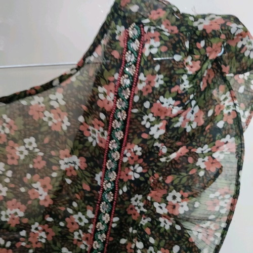 Zara crop top like new, ruffled sleeves, semi-transparent material