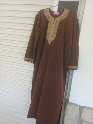 Kimono brown with beautiful embroidery, size XXL, new