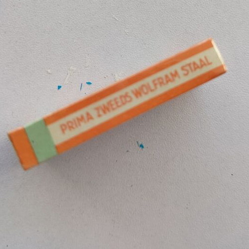 Box with 10 used sealed NATIONAAL IDEAAL razor blade packs