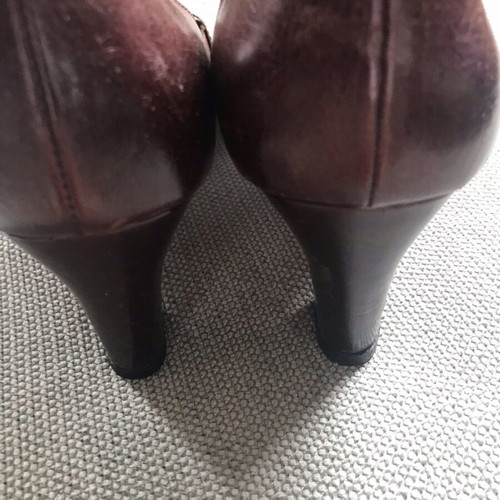 Zorbas Brown Pumps like new Size 38 with Metal Detail