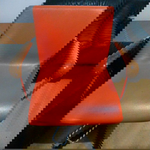 Καρέκλες κομμωτηρίου μεταχειρισμένες, σετ 2 τεμαχίων με δερματίνη