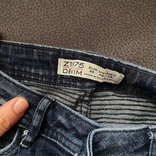 Zara jeans used, size M, blue
