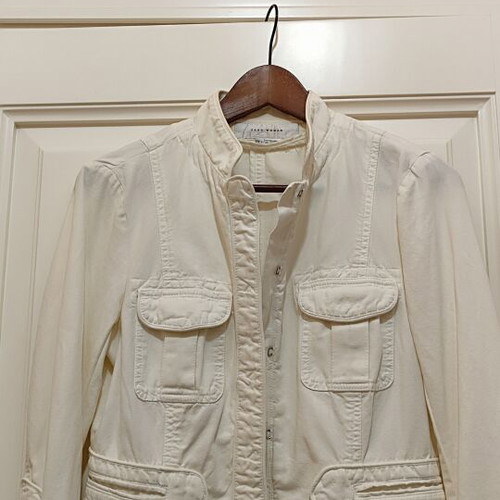 Zara white denim jacket like new, size L