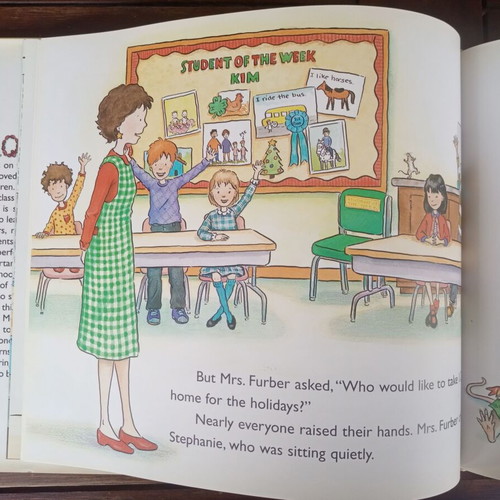 Children's English book I.Q Goes to school hardcover in excellent condition