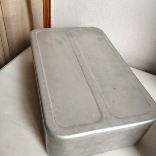 Vintage aluminum box like new, large, from the 60s