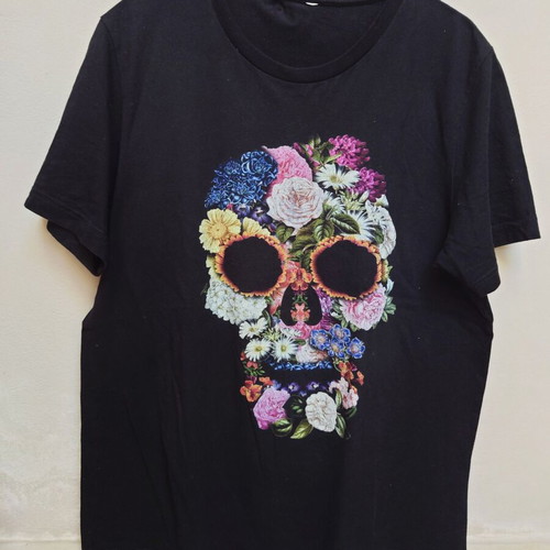 Dia de los Muertos T-shirt used, black, size L with Mexican skull print