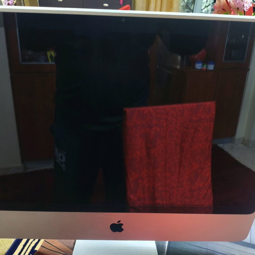 Apple iMac A1115 used for parts or repair