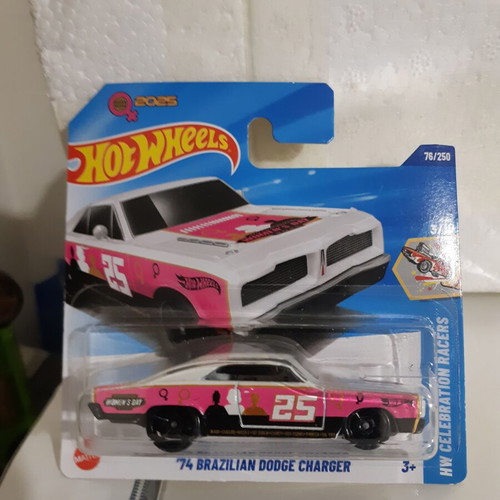 Hot Wheels Dodge Charger 500 1969 and Brazilian 1974 toy cars, pack of 2