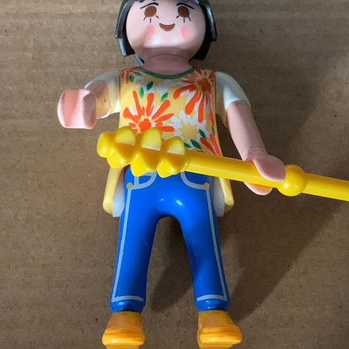 Playmobil figures used, 28 hippies without box