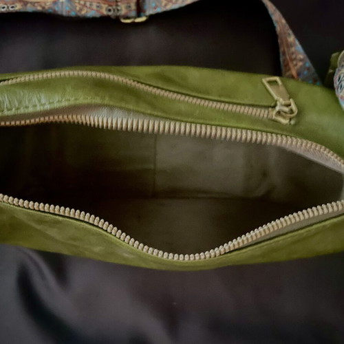 Boho crossbody bag in olive eco leather with adjustable strap