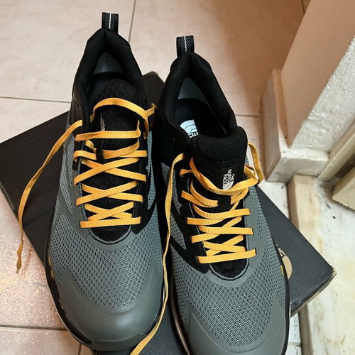 The North Face Vectiv Enduris Futurelight men's shoes size 42 like new