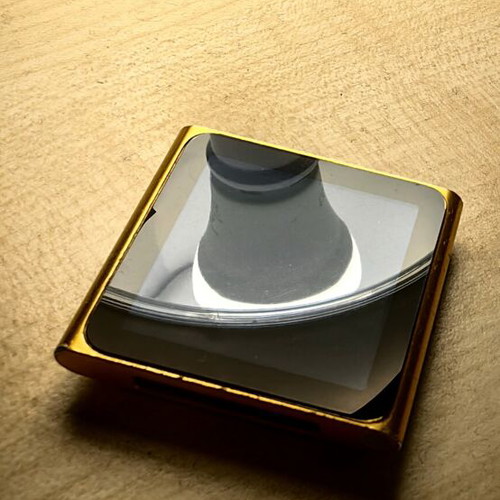 Apple iPod Nano 6th Gen 8GB Gold Like New