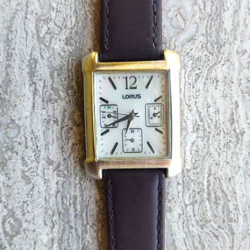 Lorus Tank women's watch like new, white and brown leather strap