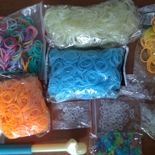 Loom Bands Set with Tools and Glow-in-the-Dark Rubber Bands