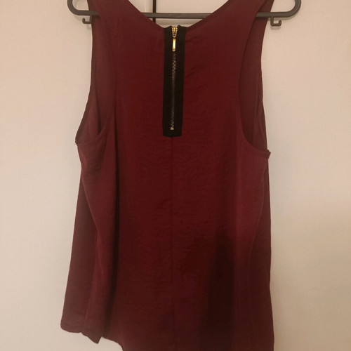 Stradivarius blouses like new, pack of 2, burgundy and green