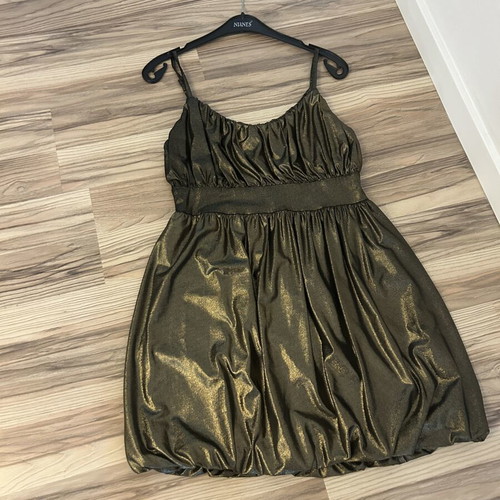 Cocktail dress in olive green with balloon skirt