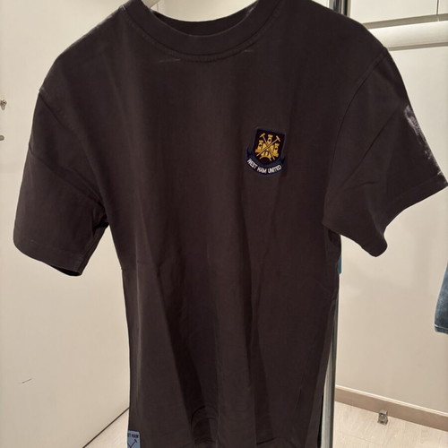 West Ham T-shirt gray like new, medium