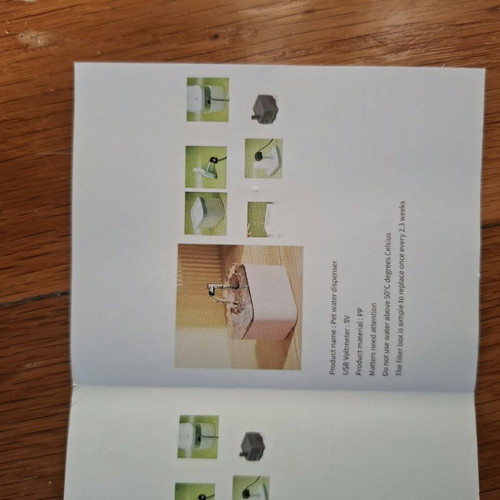 Pet water fountain like new with USB cable and filter