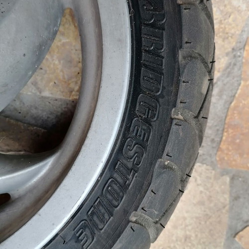 Piaggio scooter 125cc tires used Bridgestone ML 50 120/70-12