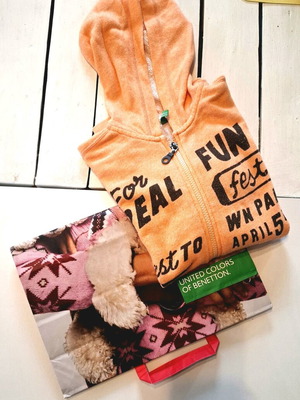 Benetton orange jumper hoodie unisex kids size 11 years