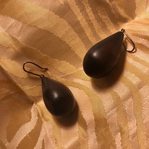 Wooden teardrop earrings like new, ebony, vintage Isidore Domingo