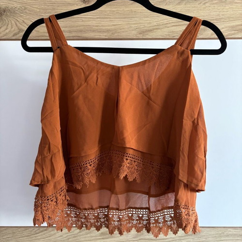 Pull & Bear terracotta crop top like new with embroidery