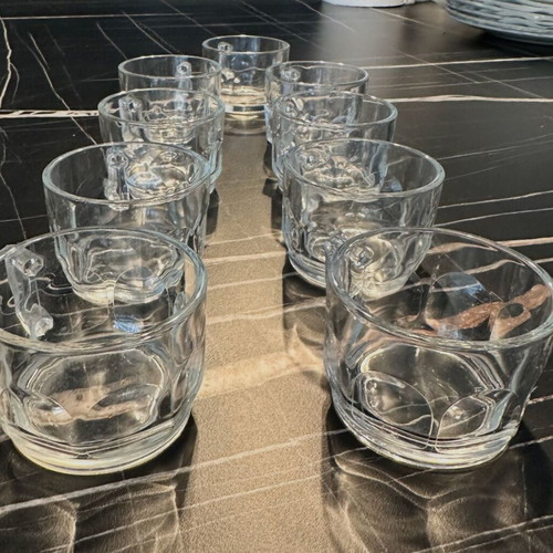 Vintage Arcoroc France glass coffee and liqueur cup set of 9 like new