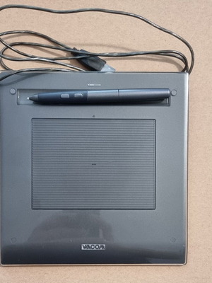 Wacom CTF-420 Graphics Tablet used with Pen