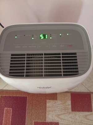 Dehumidifier 35 L like new, ideal for large spaces