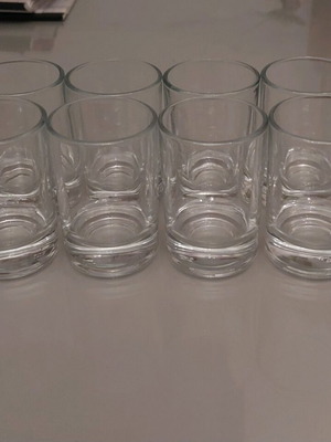 Shot glasses new, set of 8 small