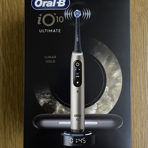 Oral-B iO10 electric toothbrush Lunar Gold new