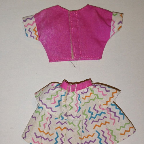 Barbie Easy Living Fashion clothing set used, blouse and skirt